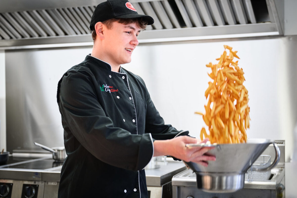 Peiffer_Brasserie Küche 4 _ Fritten