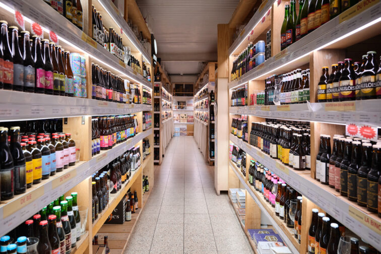 Peiffer_Drink_Bierregale 5